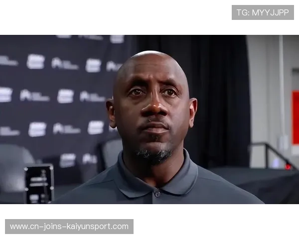 国王临场调整翻车!教练组轮换用人遭质疑 国王临场调整翻车!教练组轮换用人遭质疑