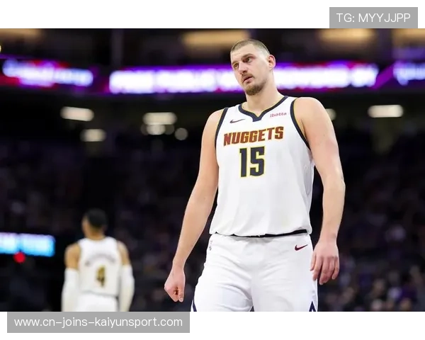 约基奇罚球稳稳命中，掘金在主场迎来胜利